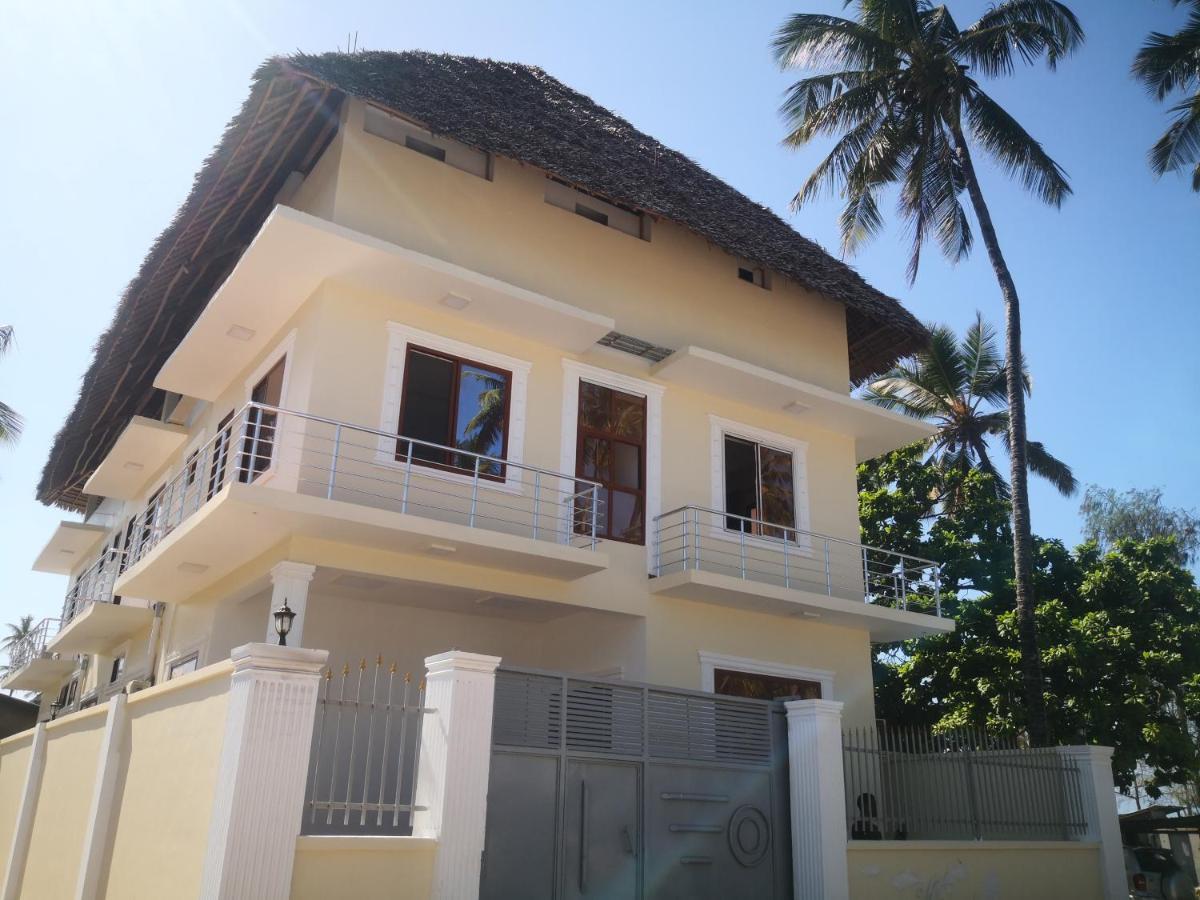 Mambo Inn Nungwi Kültér fotó