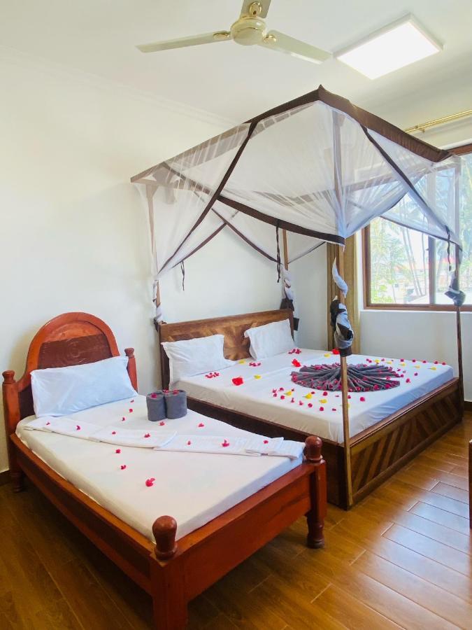 Mambo Inn Nungwi Kültér fotó